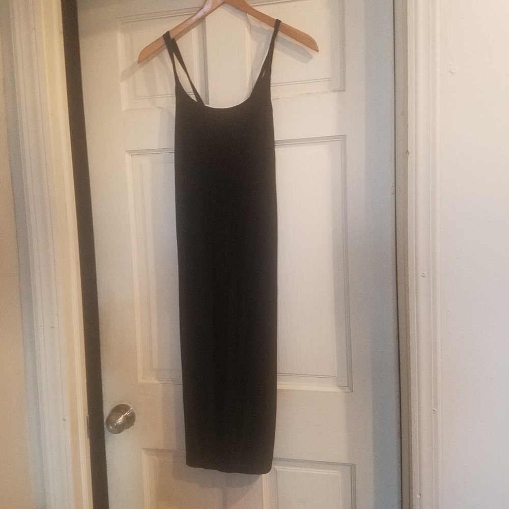 BLACK MIDI DRESS